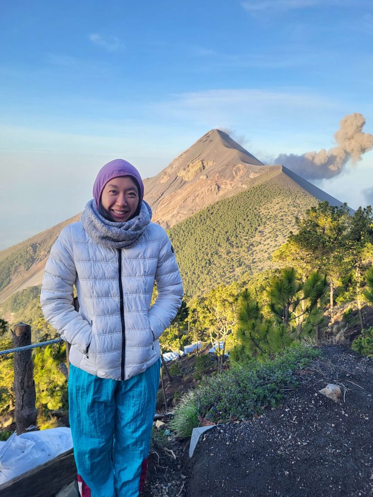 瓜地馬拉安地瓜Wicho and Charlie 旅行社火山Acatenango行程